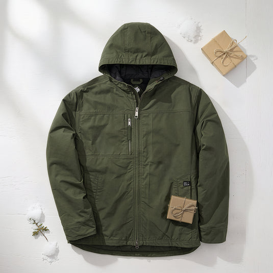 HOLIDAY MUST-HAVES